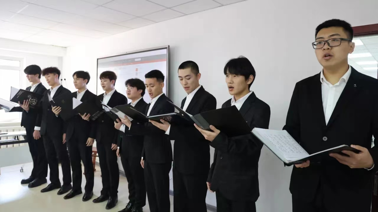 宣讲3.jpg 宣讲3.jpg