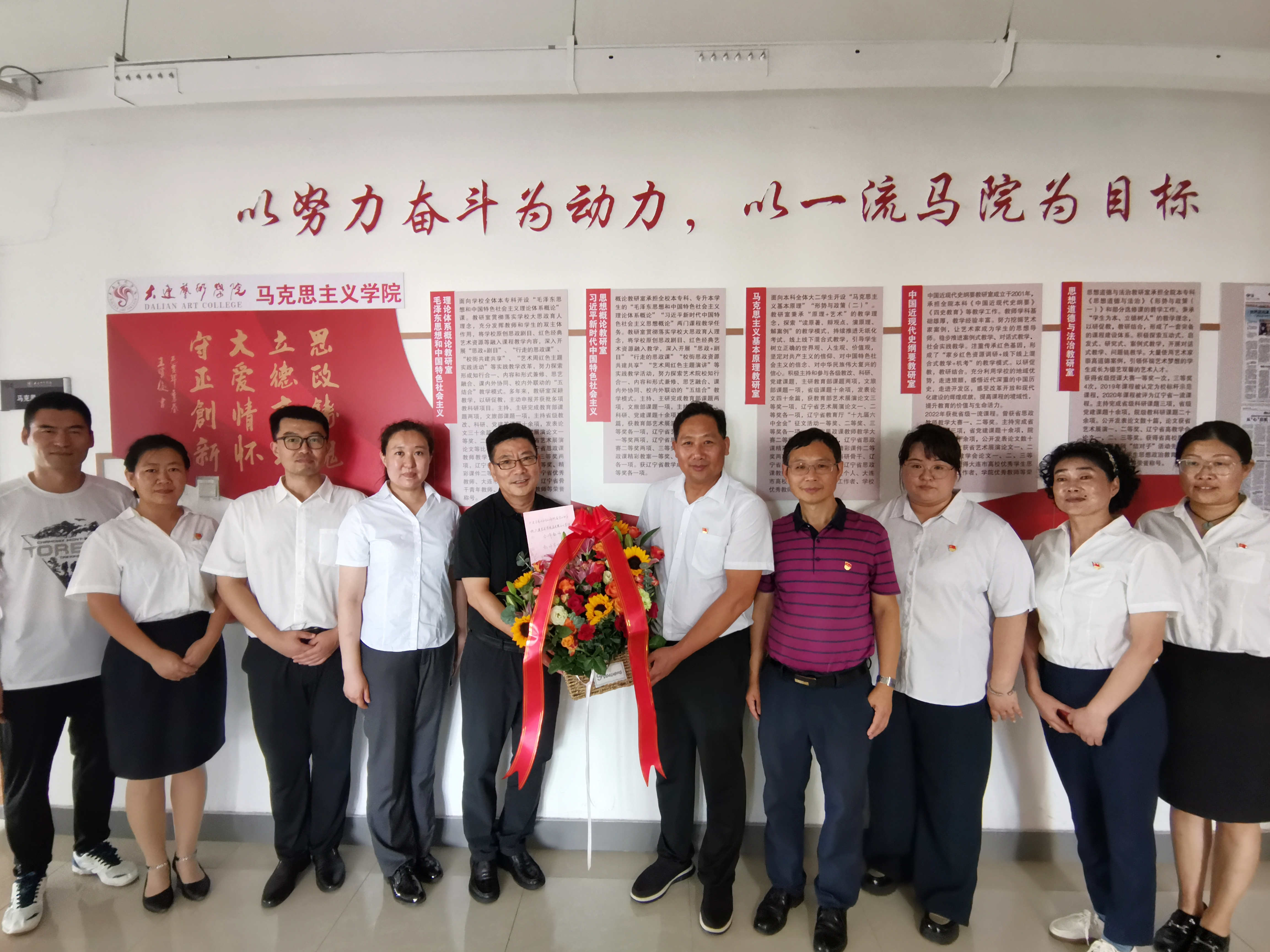 图片4.jpg 图片4.jpg