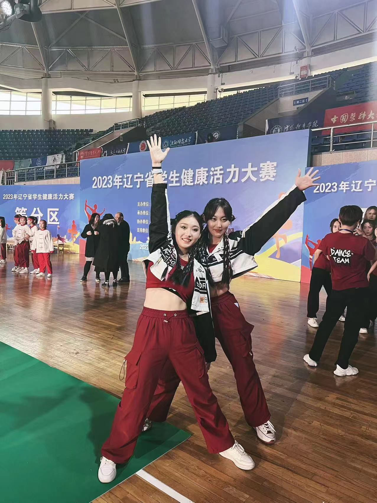 图片4.png 图片4.png